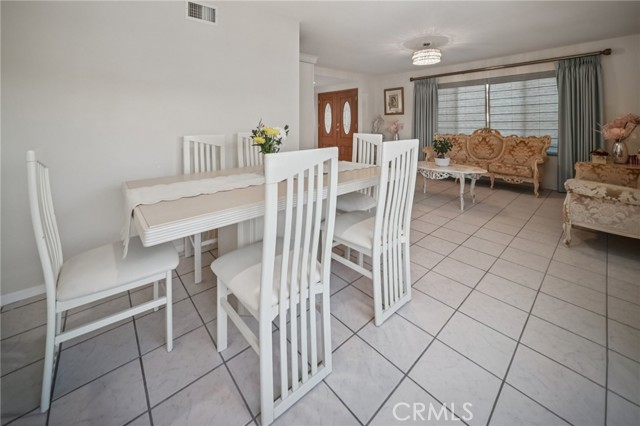 Detail Gallery Image 10 of 52 For 11461 Amigo Ave, Porter Ranch,  CA 91326 - 3 Beds | 2 Baths