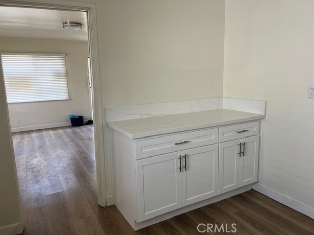 211 N Alhambra Avenue, Monterey Park CA: https://media.crmls.org/medias/76f9d36c-bb58-4a67-94a5-7873f22881ed.jpg