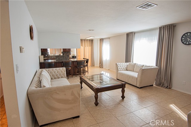 36457 Harold 3rd Street, Palmdale CA: https://media.crmls.org/medias/76fa2210-d2b0-404e-96de-41aa3899af79.jpg