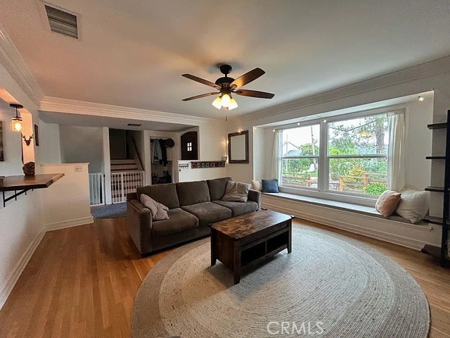 Detail Gallery Image 4 of 19 For 3816 Hartung Ct, Newbury Park,  CA 91320 - 4 Beds | 2/1 Baths