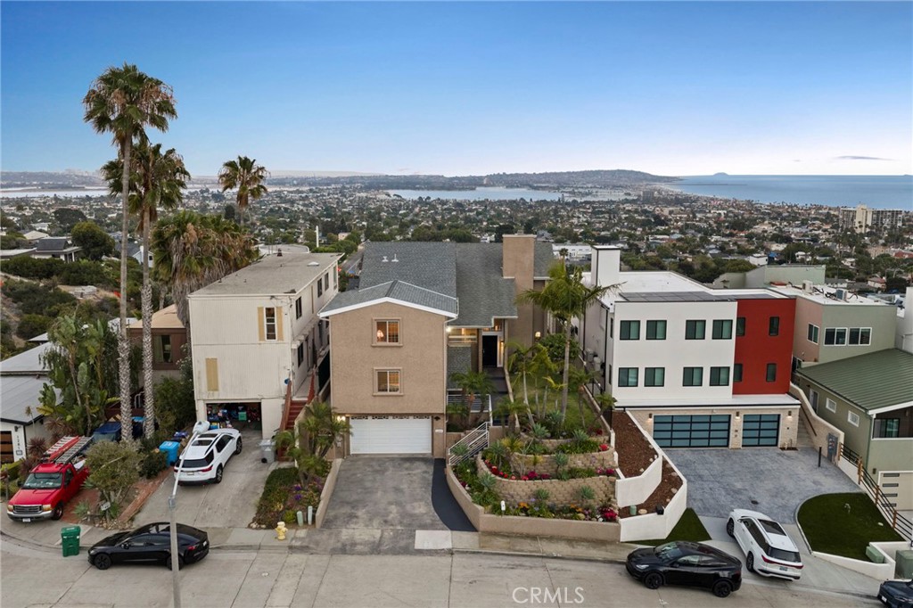 1269 Van Nuys - photo 2