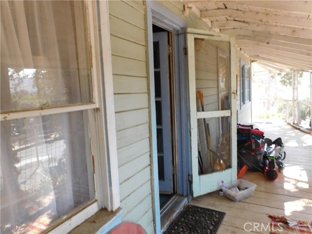 12861 Lakeview Drive, Clearlake Oaks CA: https://media.crmls.org/medias/76fb412e-539d-4f98-b505-73476c8be9e0.jpg