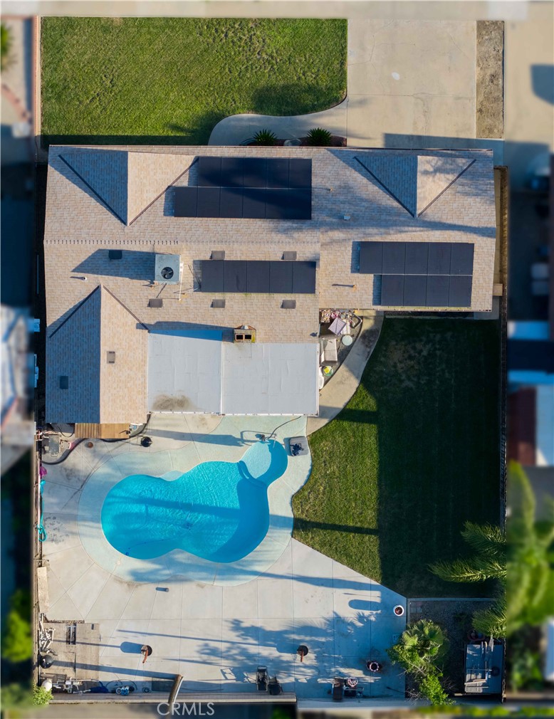 https://media.crmls.org/medias/76fbbc54-43fd-4f5f-9694-f858f6469d15.jpg?preset=X-Large