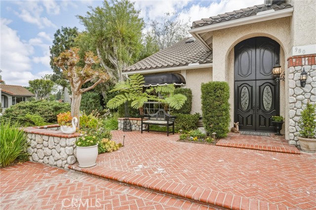 Detail Gallery Image 6 of 45 For 980 S Rutgers Circle, Anaheim Hills,  CA 92807 - 3 Beds | 3 Baths