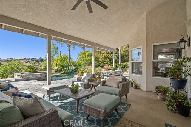 Detail Gallery Image 19 of 75 For 2771 Dos Lomas, Fallbrook,  CA 92028 - 5 Beds | 4/1 Baths