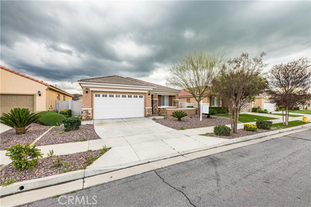 Detail Gallery Image 2 of 32 For 5289 Corte Cidra, Hemet,  CA 92545 - 3 Beds | 2 Baths