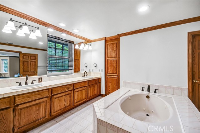 Detail Gallery Image 19 of 30 For 34 Hidden Valley Rd, Monrovia,  CA 91016 - 5 Beds | 4/1 Baths