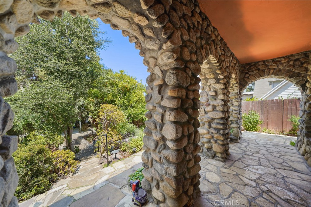 11022 Fruitland DriveStudio City img 29