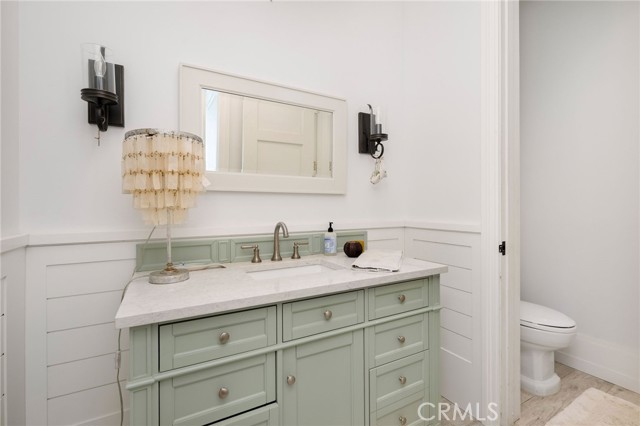 Detail Gallery Image 21 of 74 For 35167 Beach Road, Dana Point,  CA 92624 - 5 Beds | 4/1 Baths