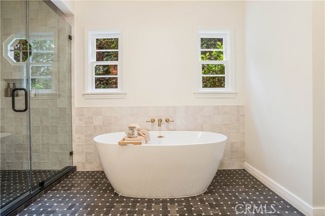 3500 Grayburn Road, Pasadena CA: https://media.crmls.org/medias/7700677e-13a2-4b12-92b7-48490e8e7c2d.jpg