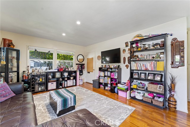 2300 Graham Avenue, Redondo Beach, California 90278, ,Residential Income,Sold,Graham,NP23142072