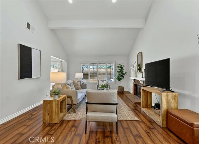 Detail Gallery Image 10 of 52 For 21016 Champlain, Lake Forest,  CA 92630 - 3 Beds | 2 Baths