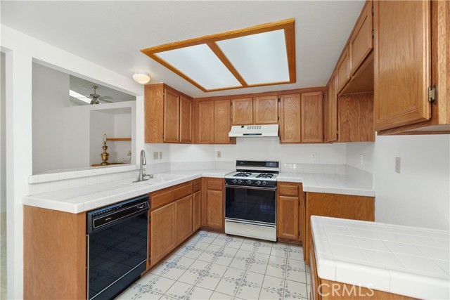 26444 Columbus Drive, Menifee CA: https://media.crmls.org/medias/77012807-38de-4bdc-9f1c-05ce2319f3eb.jpg