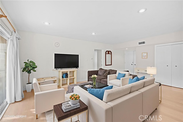 Image 1 for 395 S Oakland AVE #104