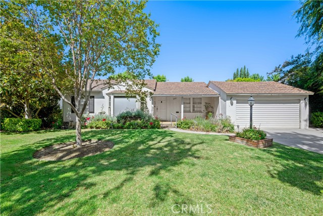 5533 Cantaloupe Avenue, Sherman Oaks, California 91401, 4 Bedrooms Bedrooms, ,2 BathroomsBathrooms,Single Family Residence,For Sale,Cantaloupe,SR24157628