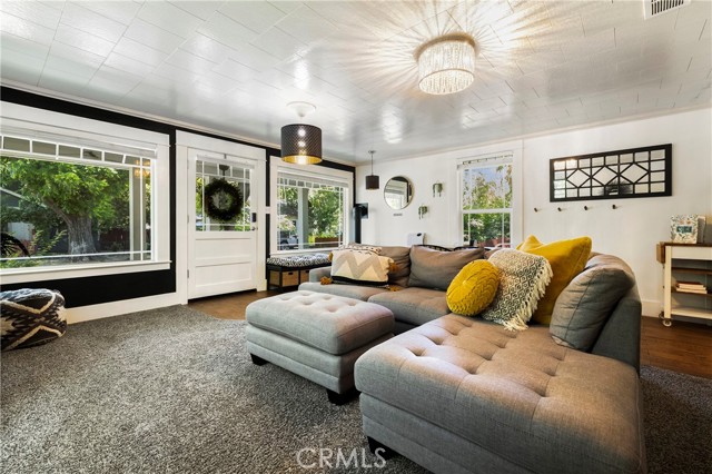 479 E 9th Street, Chico CA: https://media.crmls.org/medias/7702e3cc-241a-4ae8-adf0-4bb8e431a160.jpg