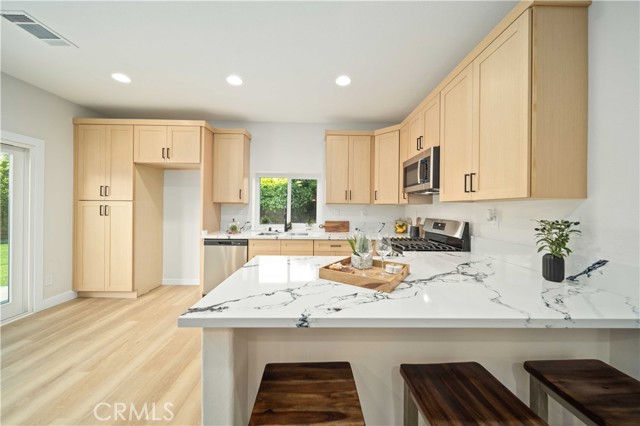 Detail Gallery Image 11 of 37 For 1501 Olga Way, Palm Springs,  CA 92262 - 4 Beds | 2 Baths