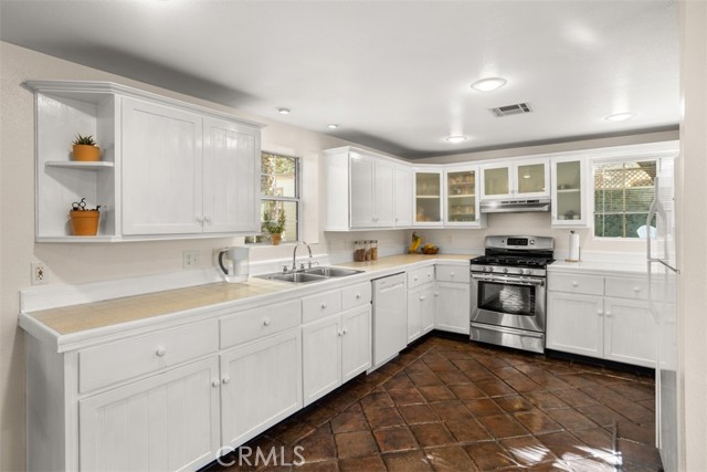 8548 Wyngate Street photo 7