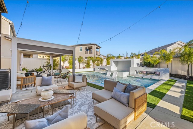 Detail Gallery Image 15 of 57 For 28618 Bloom, Saugus,  CA 91350 - 5 Beds | 4/1 Baths