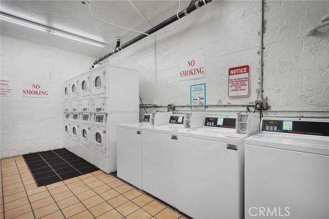 Common area laundry