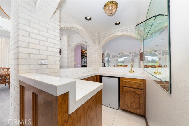 Detail Gallery Image 15 of 58 For 13259 Country Club, Victorville,  CA 92395 - 4 Beds | 3 Baths