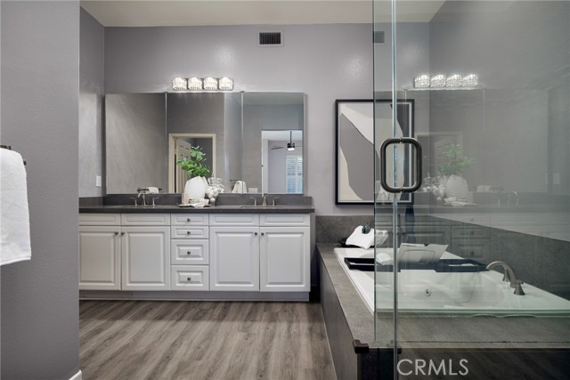 Detail Gallery Image 39 of 46 For 6242 Surfboard, Huntington Beach,  CA 92648 - 3 Beds | 2/1 Baths