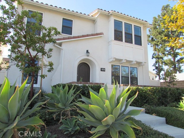 1883 Harvest Circle, Tustin, CA 92780