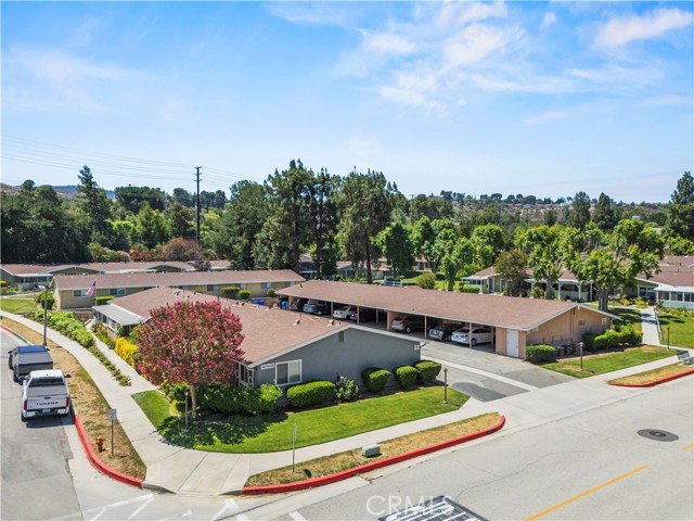 2 Bed Home for Sale in Newhall, California