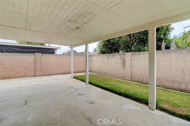 1924 W Secrest Way, Santa Ana CA: https://media.crmls.org/medias/77081f3a-b22b-4692-9d94-88bd77f93cd6.jpg