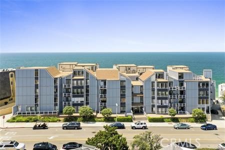 625 Esplanade, Redondo Beach CA: https://media.crmls.org/medias/7708e39f-1780-4383-b9a7-41031ec4b293.jpg
