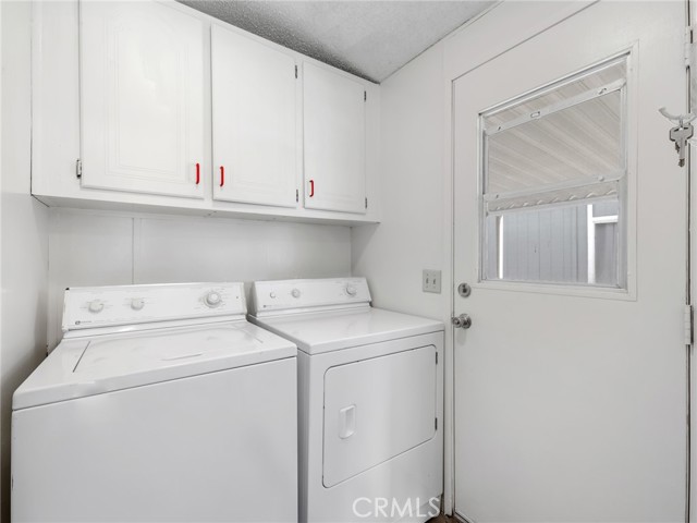 Detail Gallery Image 14 of 35 For 22020 Nisqually Rd #3,  Apple Valley,  CA 92308 - 3 Beds | 2 Baths