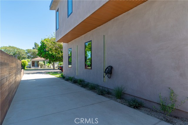 Detail Gallery Image 64 of 65 For 10943 Pickford Way, Culver City,  CA 90230 - 5 Beds | 4/1 Baths