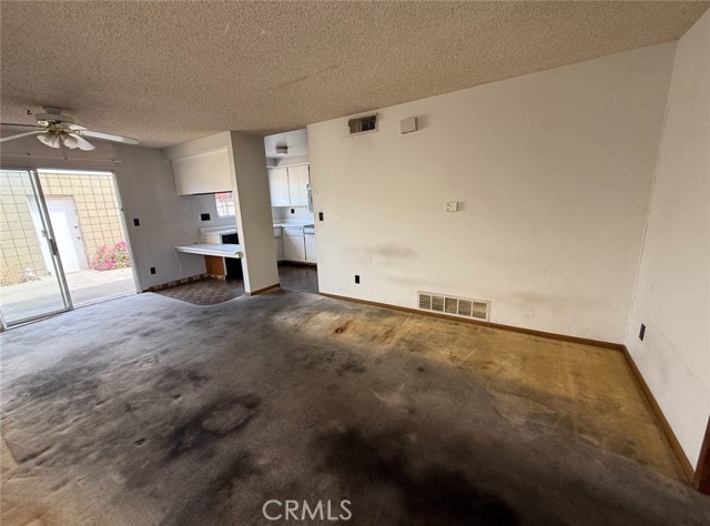 Detail Gallery Image 7 of 27 For 12100 Montecito Road #100,  Los Alamitos,  CA 90720 - 3 Beds | 2 Baths