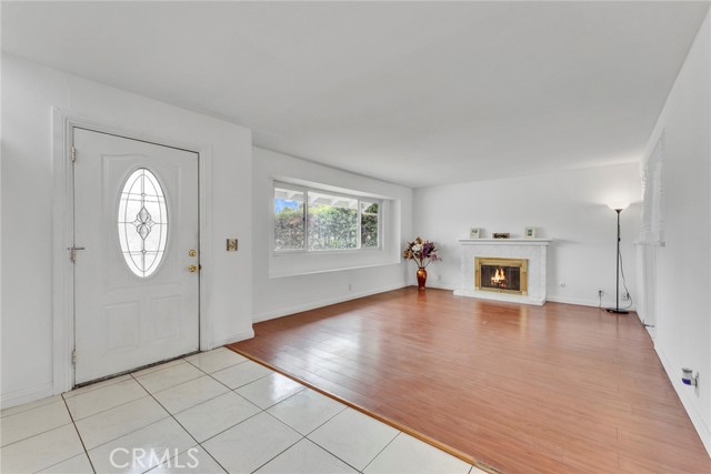 1794 Plaza Serena, Ontario CA: https://media.crmls.org/medias/770a4368-af1a-4dd4-8458-403839fe0e84.jpg