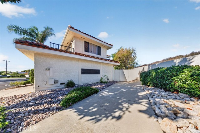 1513 Redhill North Dr, Upland, CA 91786 photo 47