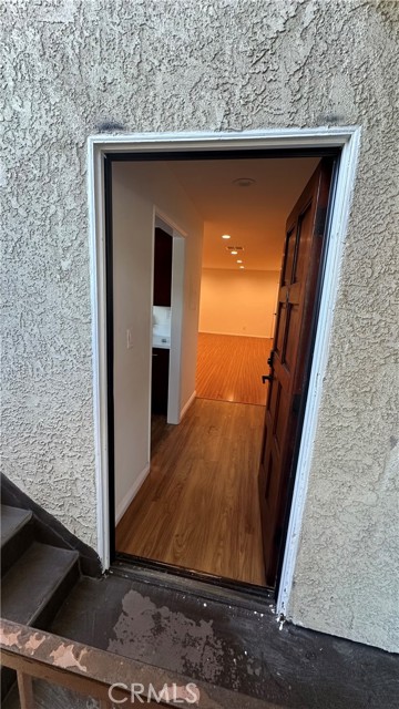 Front Image Thumbnail for CRSR25263574