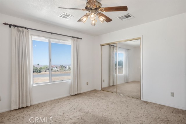 Detail Gallery Image 21 of 37 For 58697 Santa Barbara Dr, Yucca Valley,  CA 92284 - 3 Beds | 2 Baths