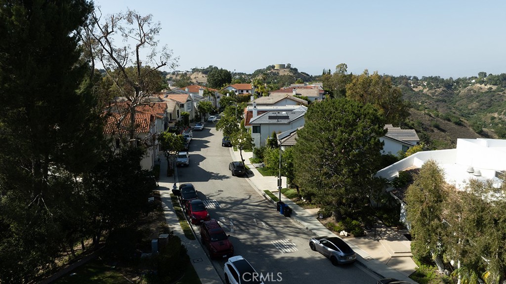 https://media.crmls.org/medias/770b63f6-4021-4627-8b60-55ad03005c68.jpg?preset=X-Large