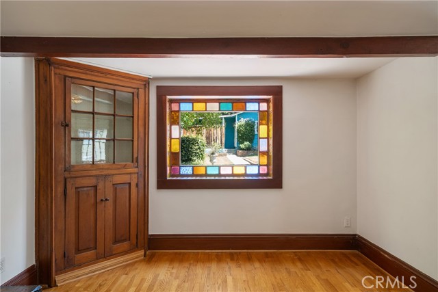 211 E Virginia Avenue, Glendora CA: https://media.crmls.org/medias/770c03f3-4e11-46de-8f83-98a4ba4c2aed.jpg