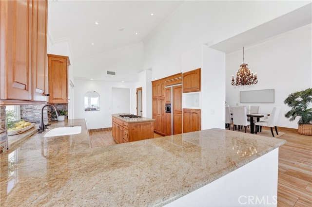 Image 14 of 46 For 49 Marseille