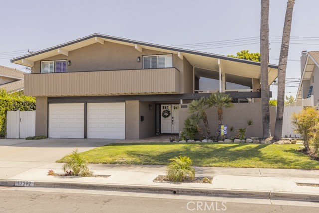 17392 Madera Ln, Huntington Beach, CA 92647