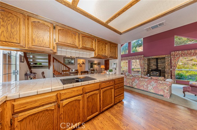 Detail Gallery Image 17 of 39 For 50365 Spook Ln, Oakhurst,  CA 93644 - 3 Beds | 2 Baths