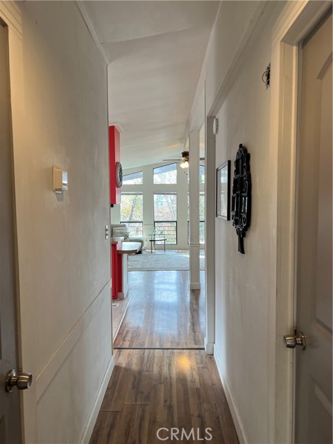 4047 Foothill Drive, Lucerne CA: https://media.crmls.org/medias/770e9b28-aa54-4166-bda3-f66662e61cba.jpg