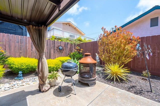 Detail Gallery Image 5 of 44 For 1224 Berwick Dr, Morro Bay,  CA 93442 - 3 Beds | 2/1 Baths