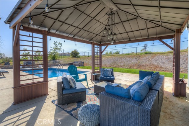 340 Circlewood Drive, Paradise CA: https://media.crmls.org/medias/770f8fca-eec9-4056-a663-520c5b43d537.jpg