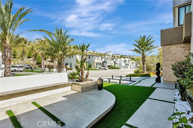 Detail Gallery Image 6 of 71 For 20532 W Birmingham Way, Porter Ranch,  CA 91326 - 4 Beds | 4/1 Baths