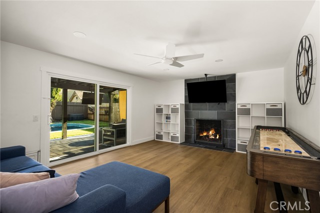 Detail Gallery Image 14 of 41 For 2916 E Trenton Ave, Orange,  CA 92867 - 4 Beds | 3 Baths