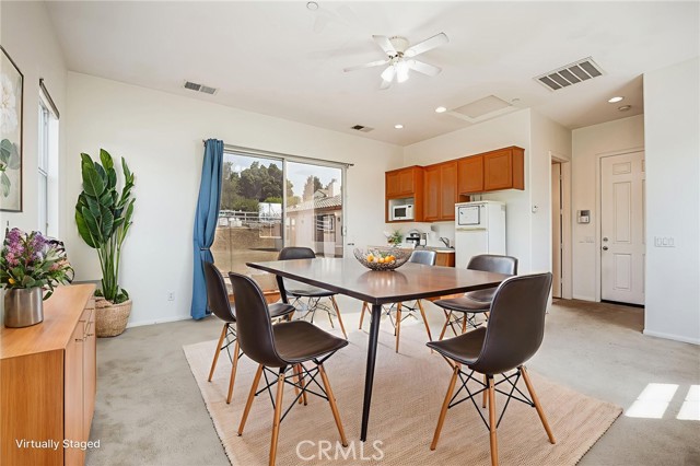 731 Oak Glade Drive, Fallbrook CA: https://media.crmls.org/medias/7711baad-0121-4824-ac1c-beb1f9afa659.jpg