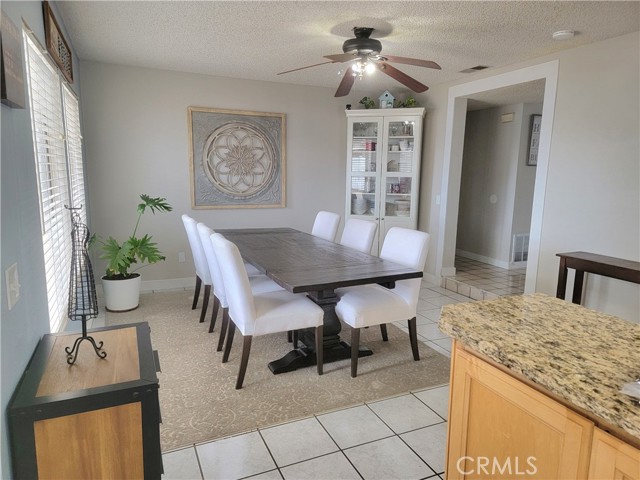 Detail Gallery Image 13 of 20 For 22545 Brighton Ct, Moreno Valley,  CA 92557 - 4 Beds | 2/1 Baths