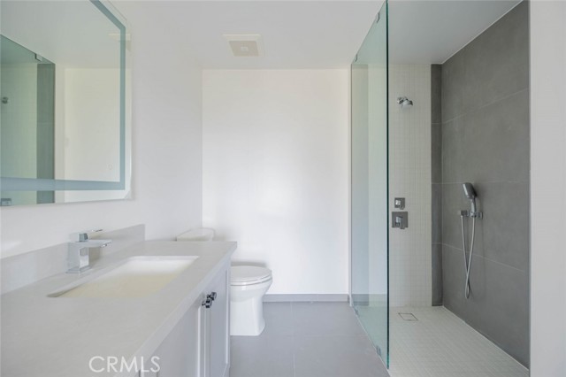 Detail Gallery Image 23 of 40 For 2608 Honolulu Ave #212,  Montrose,  CA 91020 - 2 Beds | 2 Baths